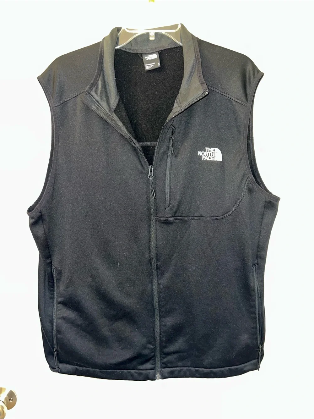 The North Face Black Men's Fleece Vest with Zip Pockets